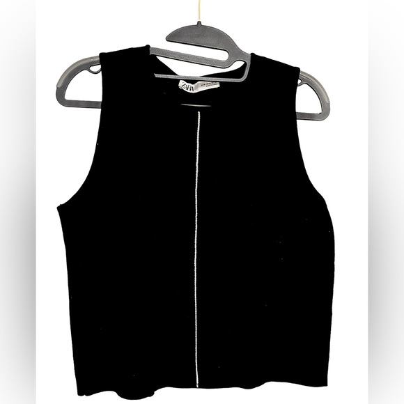 Zara Cropped Sculpted Tank (medium) - Picture 1 of 2